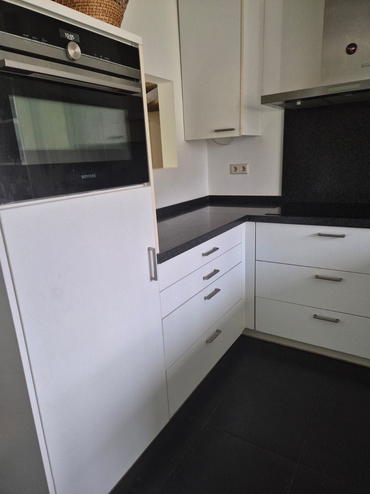 CVT Keuken (2002) met nieuwe fronten en apparatuur, Huis en Inrichting, Keuken | Complete keukens, Ophalen, Gebruikt, Wit, Hoekkeuken