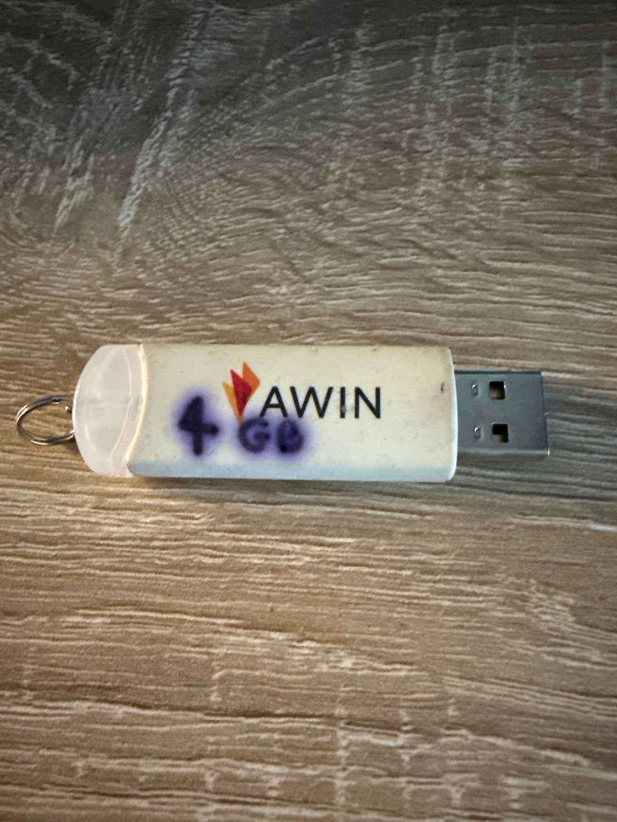 USB-stick 4GB - Gereset naar fabrieksinstellingen, Computers en Software, Ophalen of Verzenden, Gebruikt, 4 GB