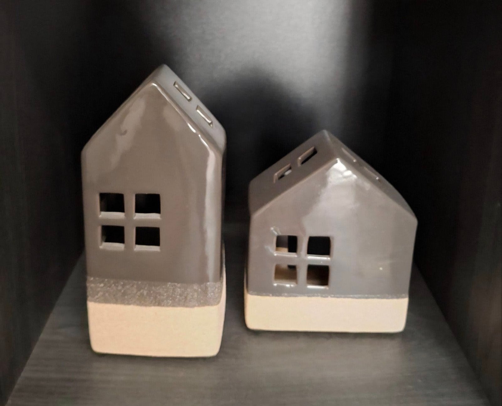 Waxinelichthouder in vorm van huisjes. Setprijs: €5,00., Ophalen of Verzenden, Nieuw, Grijs, Waxinelichthouder