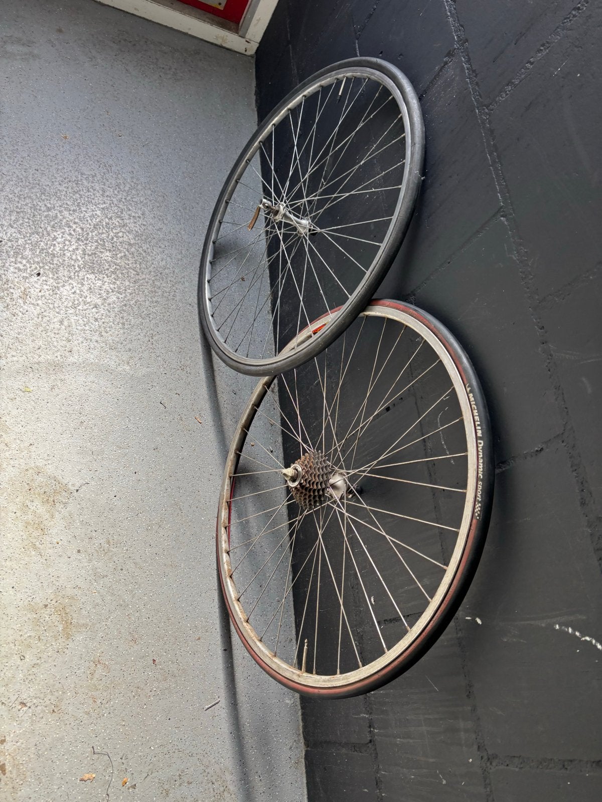 Set 28 Inch Van 2 Racefiets Banden - Gebruikt, Fietsen en Brommers, Ophalen of Verzenden, Gebruikt