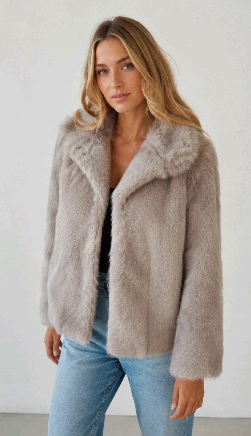 Oasis Faux Fur Jas Maat XS, Kleding | Dames, Beige, Ophalen of Verzenden, Zo goed als nieuw, Maat 34 (XS) of kleiner