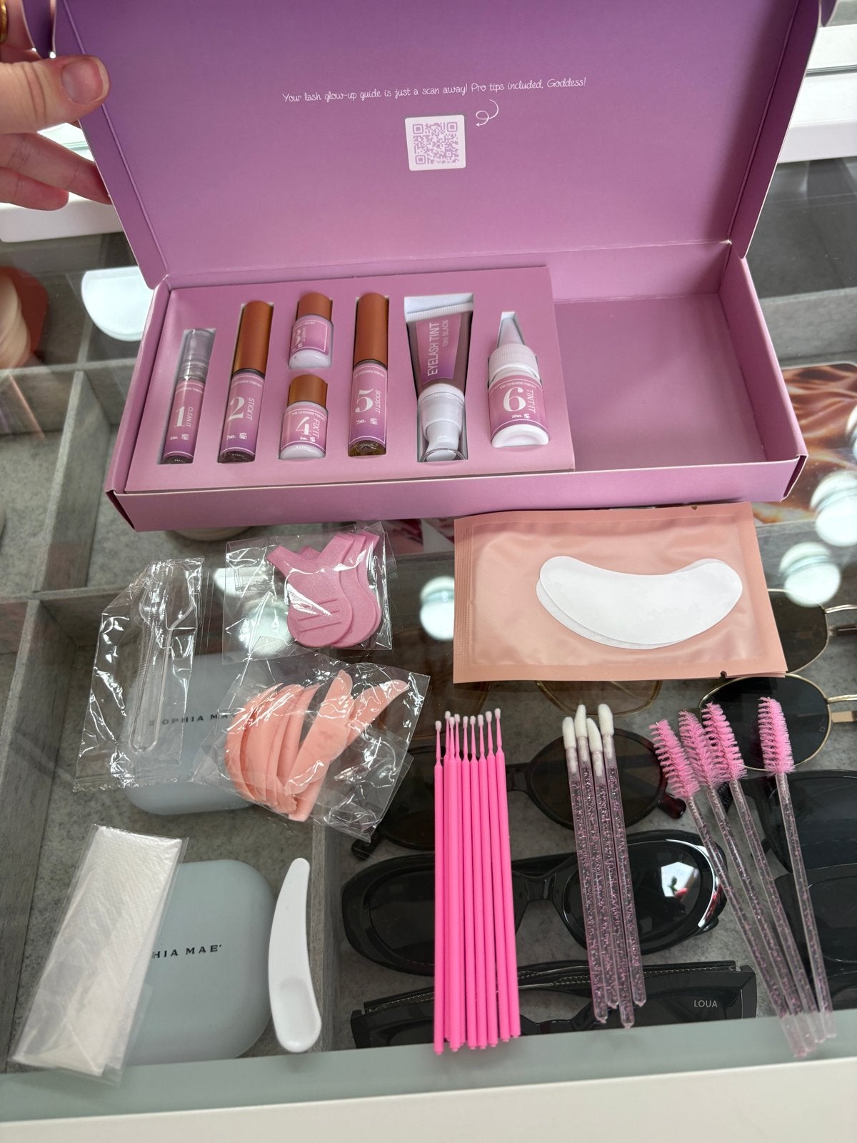 The Lash Box: 2-in-1 wimperlift- & tintkit, Verzenden, Nieuw, Overige typen