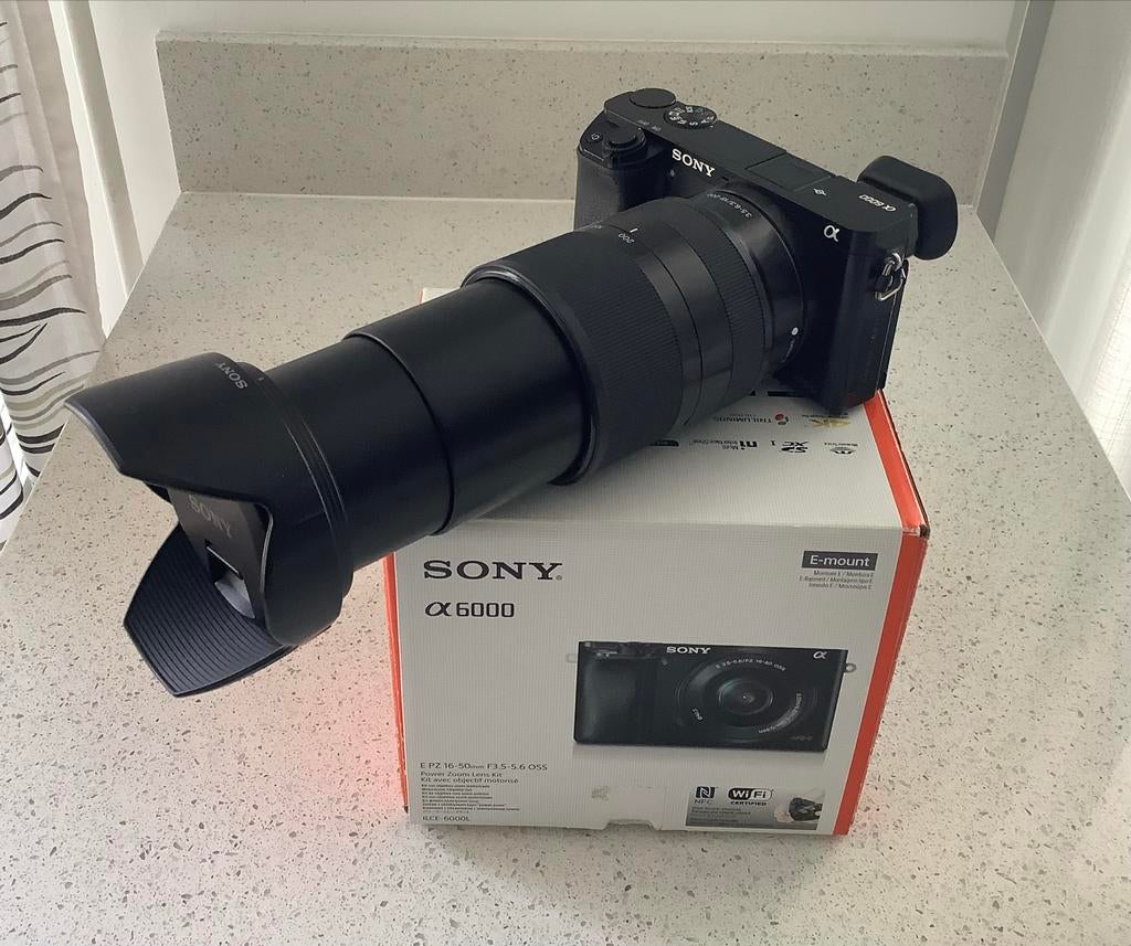 Sony 18-200mm SEL allround lens zwart, Compact, Ophalen of Verzenden, Zo goed als nieuw, Sony