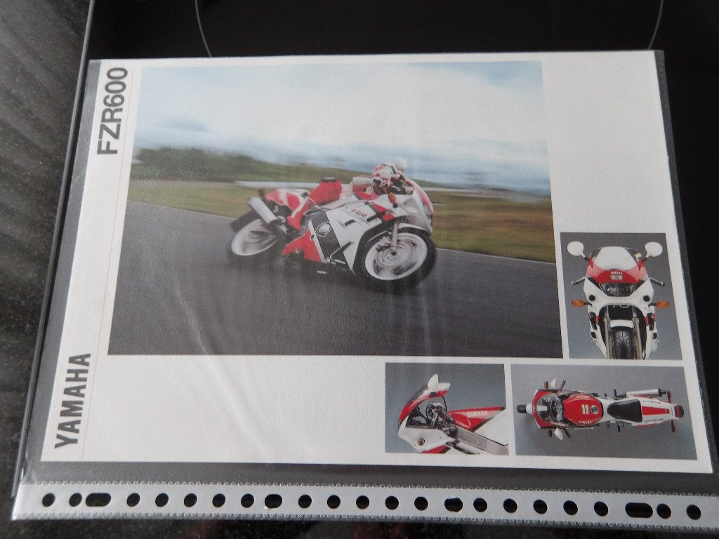 Yamaha FZR600 Brochure/Folder, Ophalen of Verzenden, Yamaha
