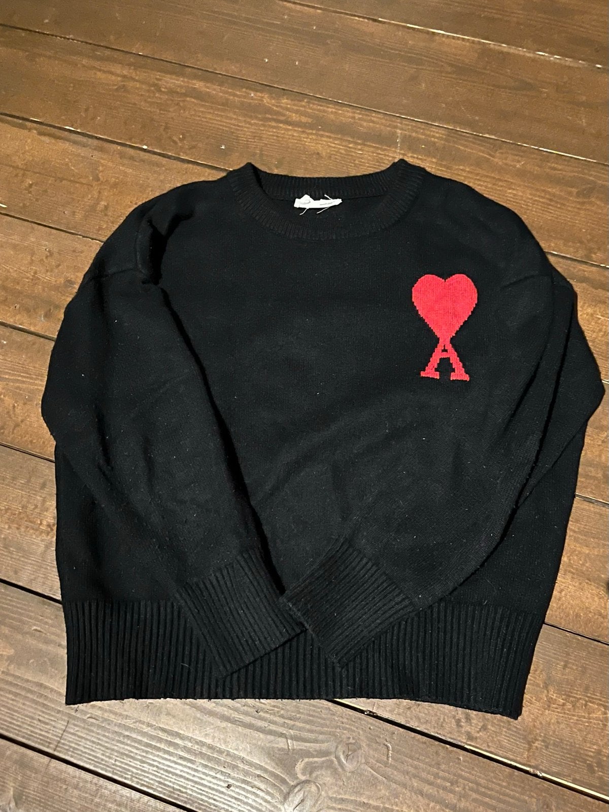 Ami Paris Trui Zwart Maat S met Rood Hart Logo, Kleding | Heren, Truien en Vesten, Ophalen of Verzenden, Zo goed als nieuw, Maat 46 (S) of kleiner