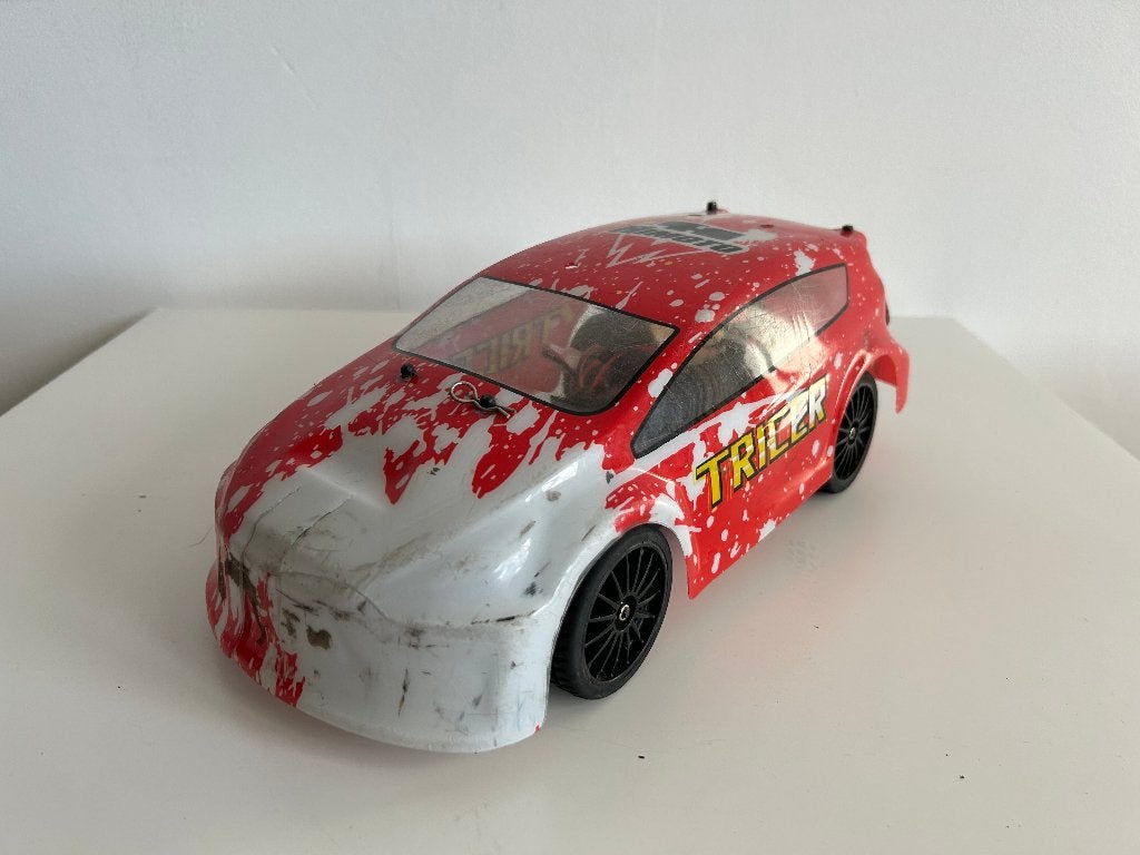 Himoto Tricer 2,4ghz 1/18 rc auto, Ophalen of Verzenden, Gebruikt, Overige schalen, Auto offroad