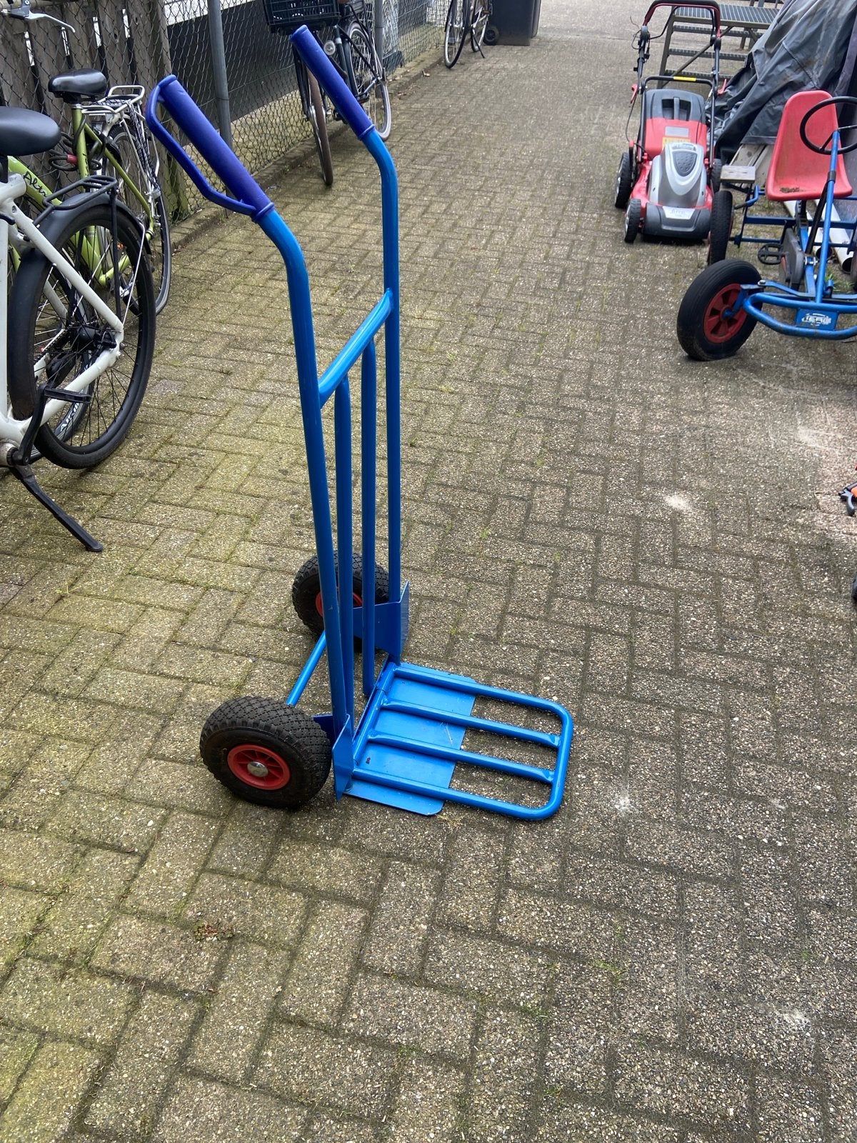 Steekwagen zo goed als nieuw - Ideaal voor verhuizingen, Ophalen, Zo goed als nieuw, Steekwagen