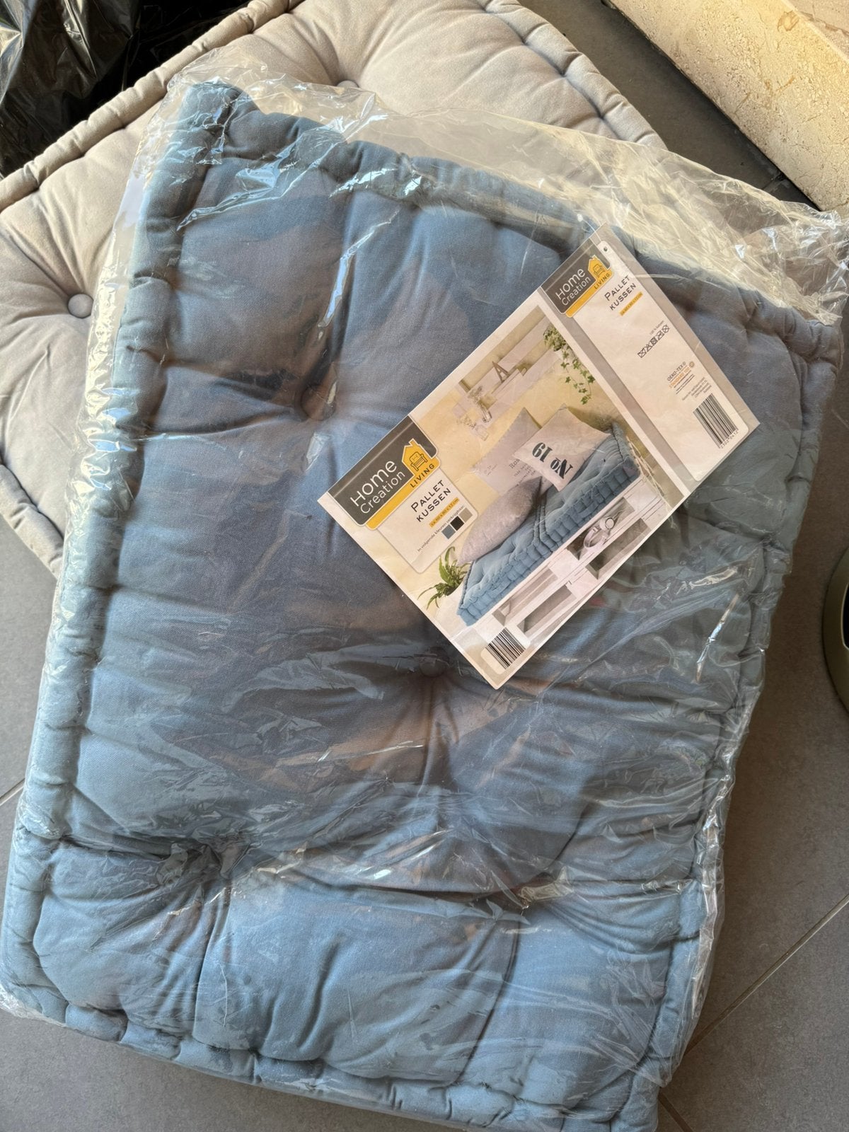 60x70x12cm twee pallet kussens grijs en blauw, Tuin en Terras, Tuinmeubel-accessoires, Ophalen, Nieuw