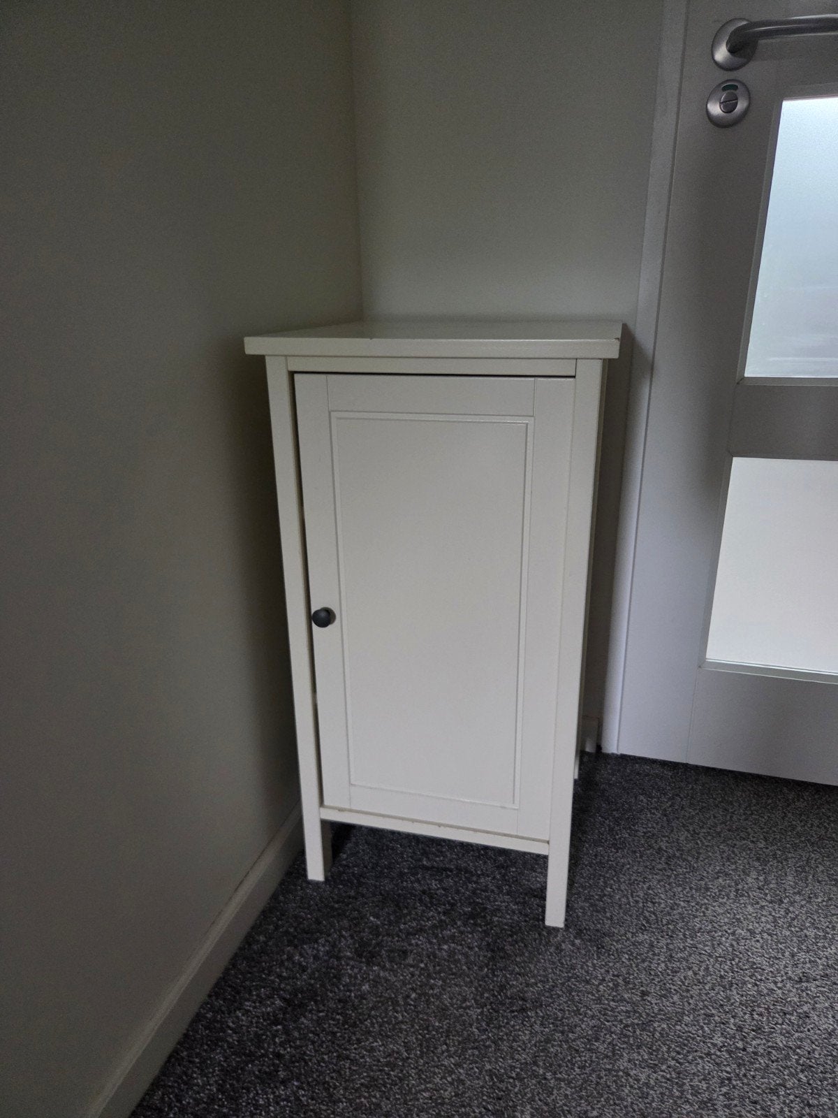 Ikea Hemnes nachtkastje met deur - Wit, Ophalen of Verzenden