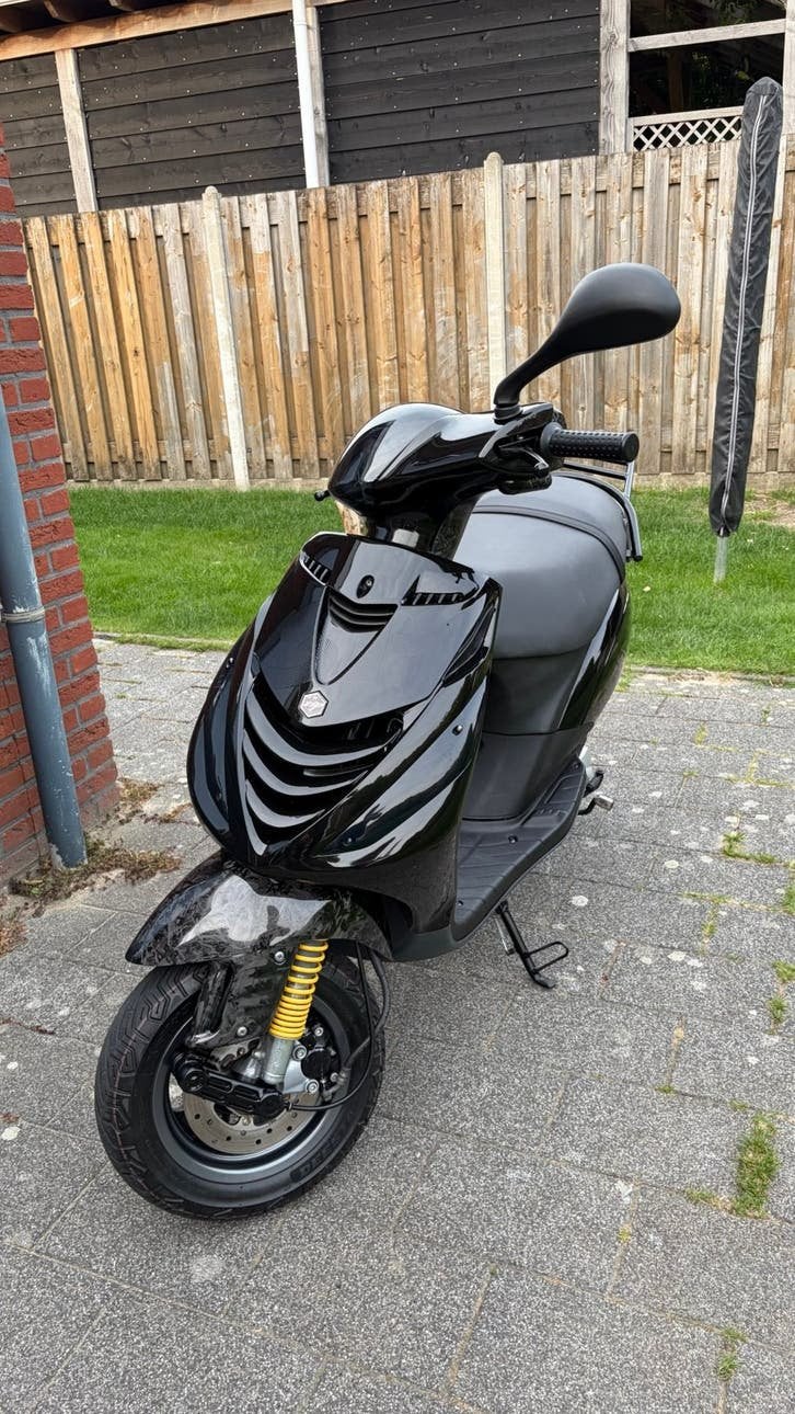 Piaggio zip 70cc 2t, Ophalen, Zo goed als nieuw, Benzine, Zip