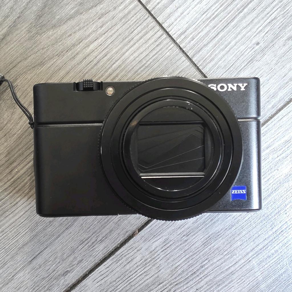 Compact camera Sony RX100 VI (mark 6) met accessoires, Ophalen, Gebruikt