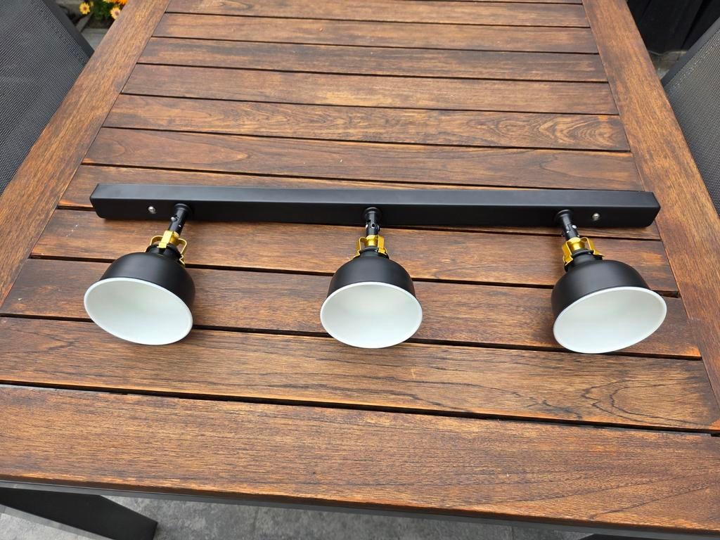Ikea Ranarp Plafondspots Zwart - 3 Spots, Ophalen, Metaal of Aluminium, Industrieel, Klassiek, Zo goed als nieuw