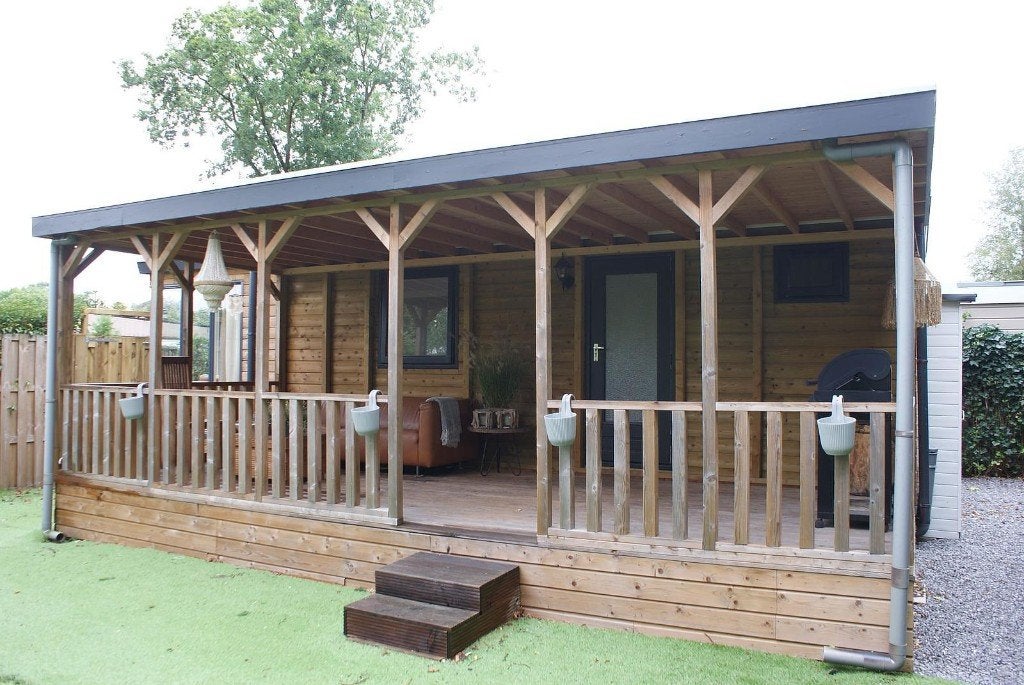 CHALET OP EIGEN GROND – VERNIEUWD & DIRECT TE GEBRUIKEN, 40 m², Chalet, Gelderland, 2 slaapkamers