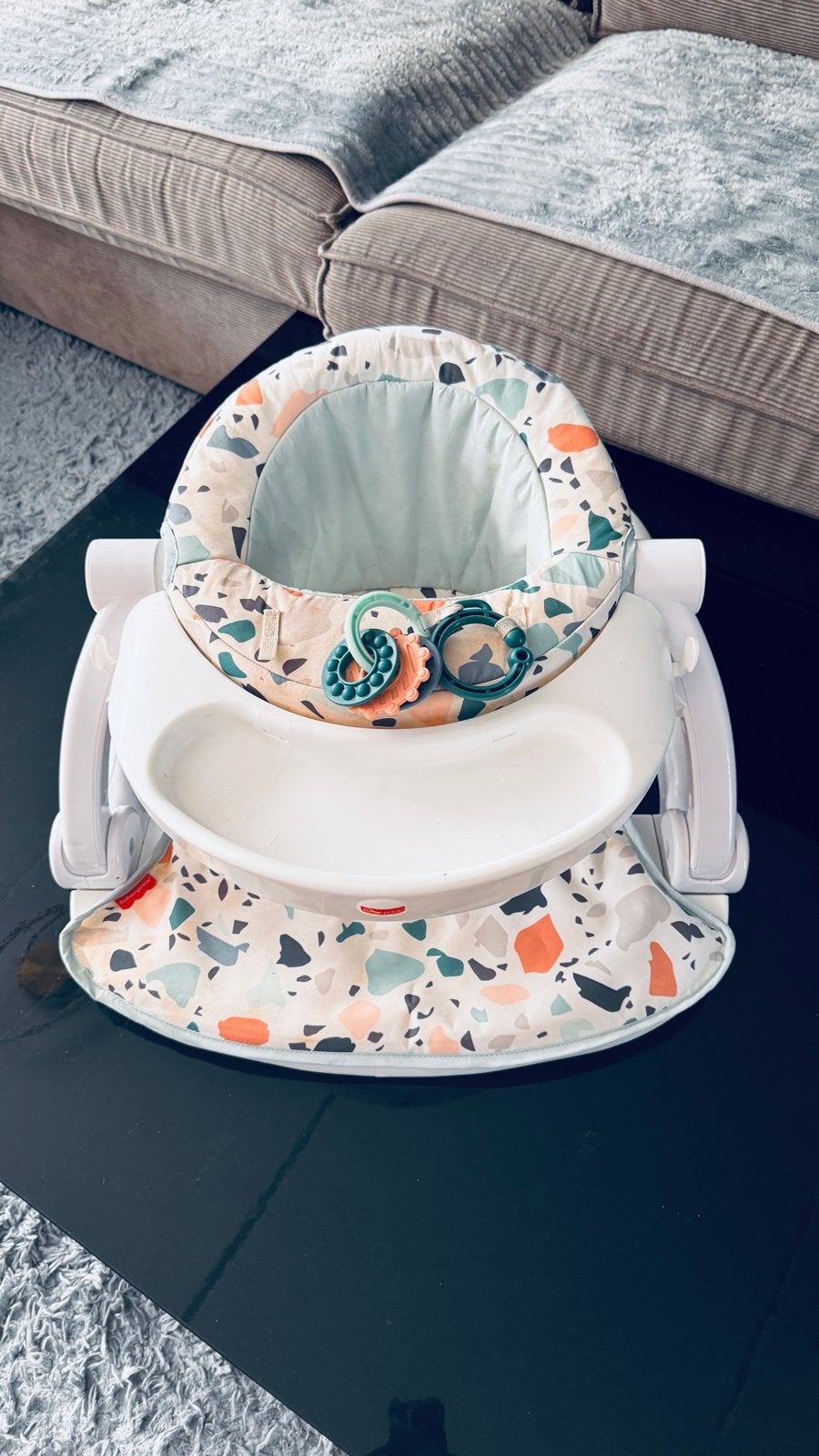 Babyzitje Fisher-Price - 4-12 maanden, Ophalen, Zo goed als nieuw, Overige typen, Afneembaar eetblad