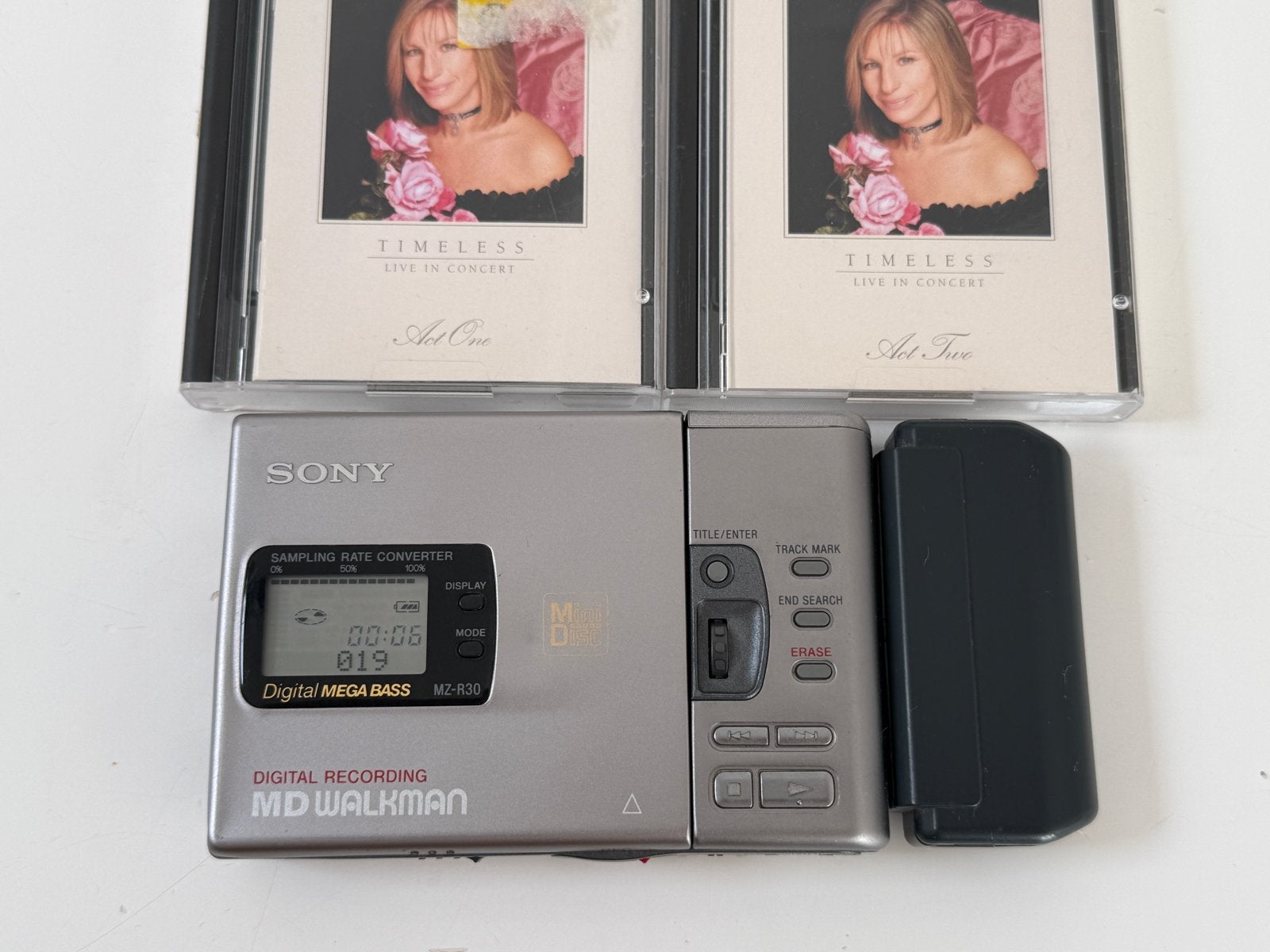 Sony Minidisk MZ-R30 in topconditie met 2 MD's, Sony, Ophalen of Verzenden, Sony, Minidisc-recorder