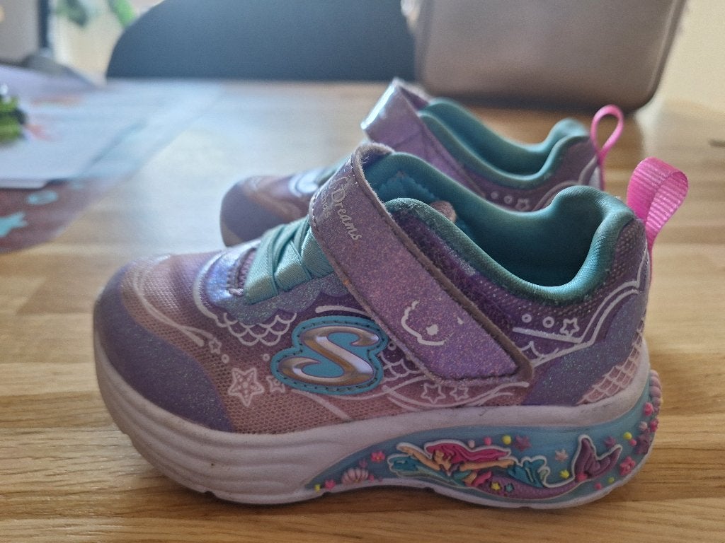 Skechers mermaid maat 22, Kinderen en Baby's, Meisje, Sportschoenen, Zo goed als nieuw, Skechers