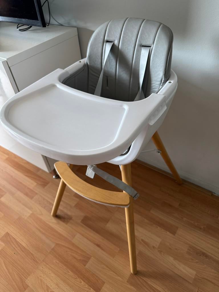Kinderstoel, Huis en Inrichting, Stoelen, Ophalen, Zo goed als nieuw, Eén