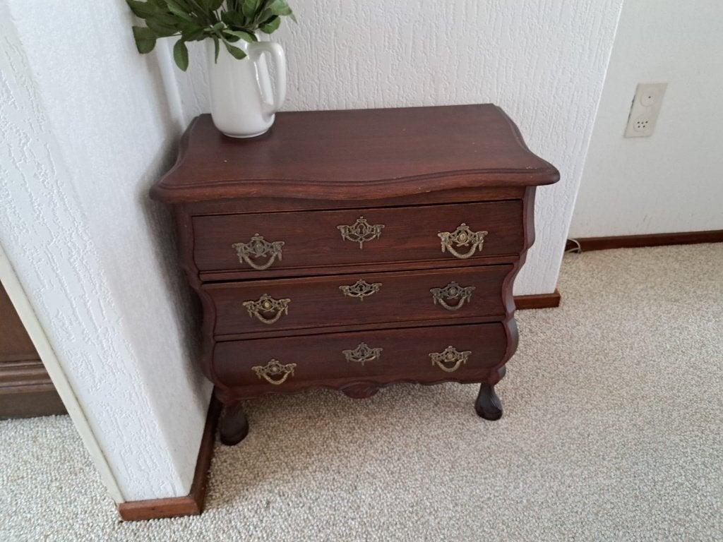 Schattig ladekastje, Ophalen