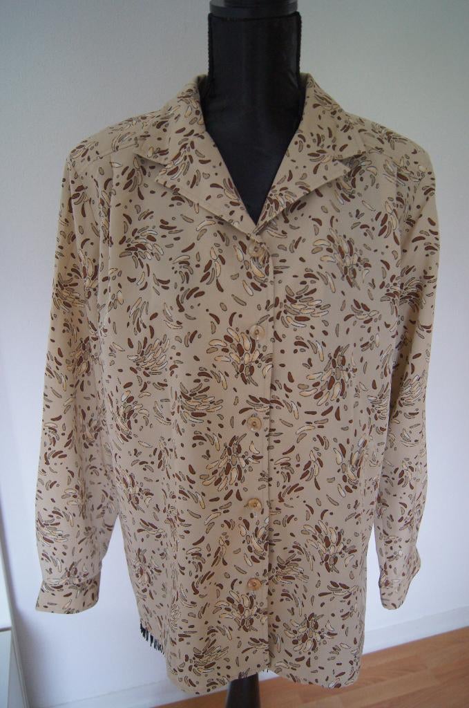 Soepel vallende beige blouse met ‘druppel’print maat 44-46, Kleding | Dames, Ophalen of Verzenden, Gedragen, Maat 42/44 (L), Beige