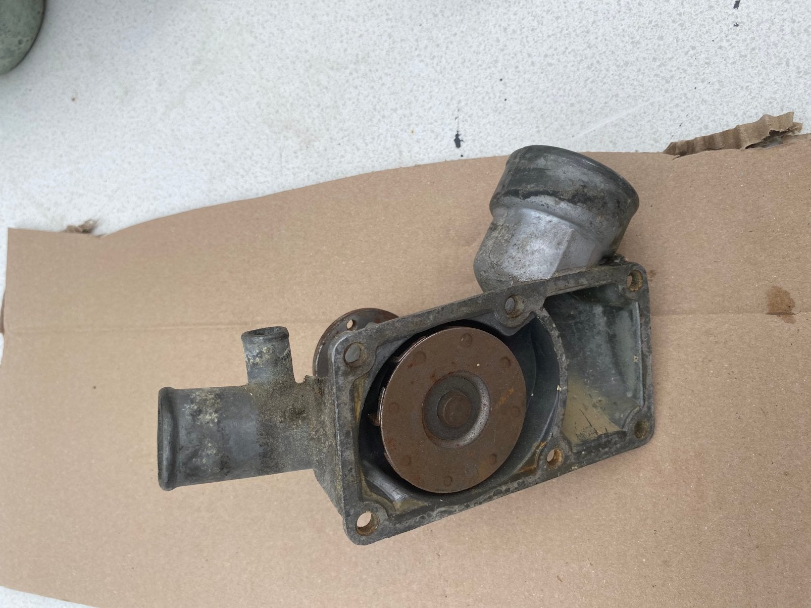 Water pomp oude Opel Kadett., Ophalen of Verzenden, Opel