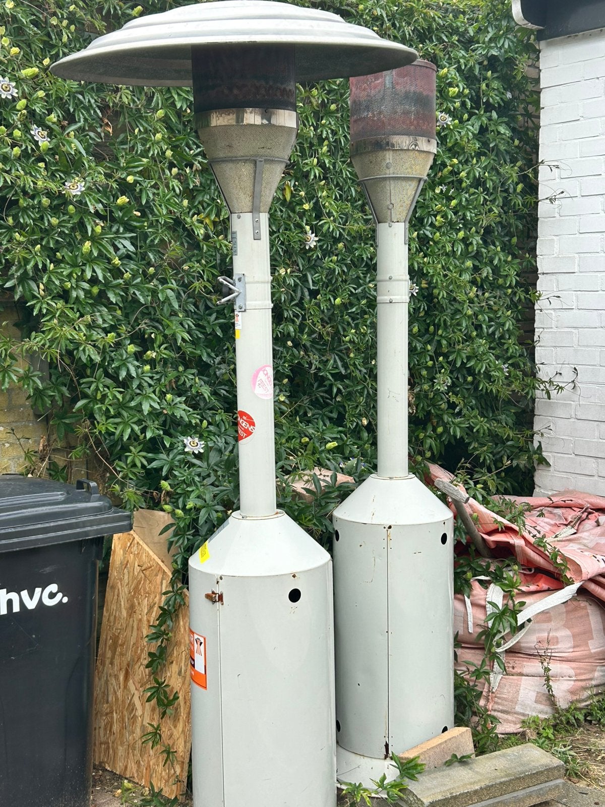 Te koop 2 grote terras/ tuinheaters met volle gasfles., Ophalen, Gebruikt, Waterbestendig, Vloer