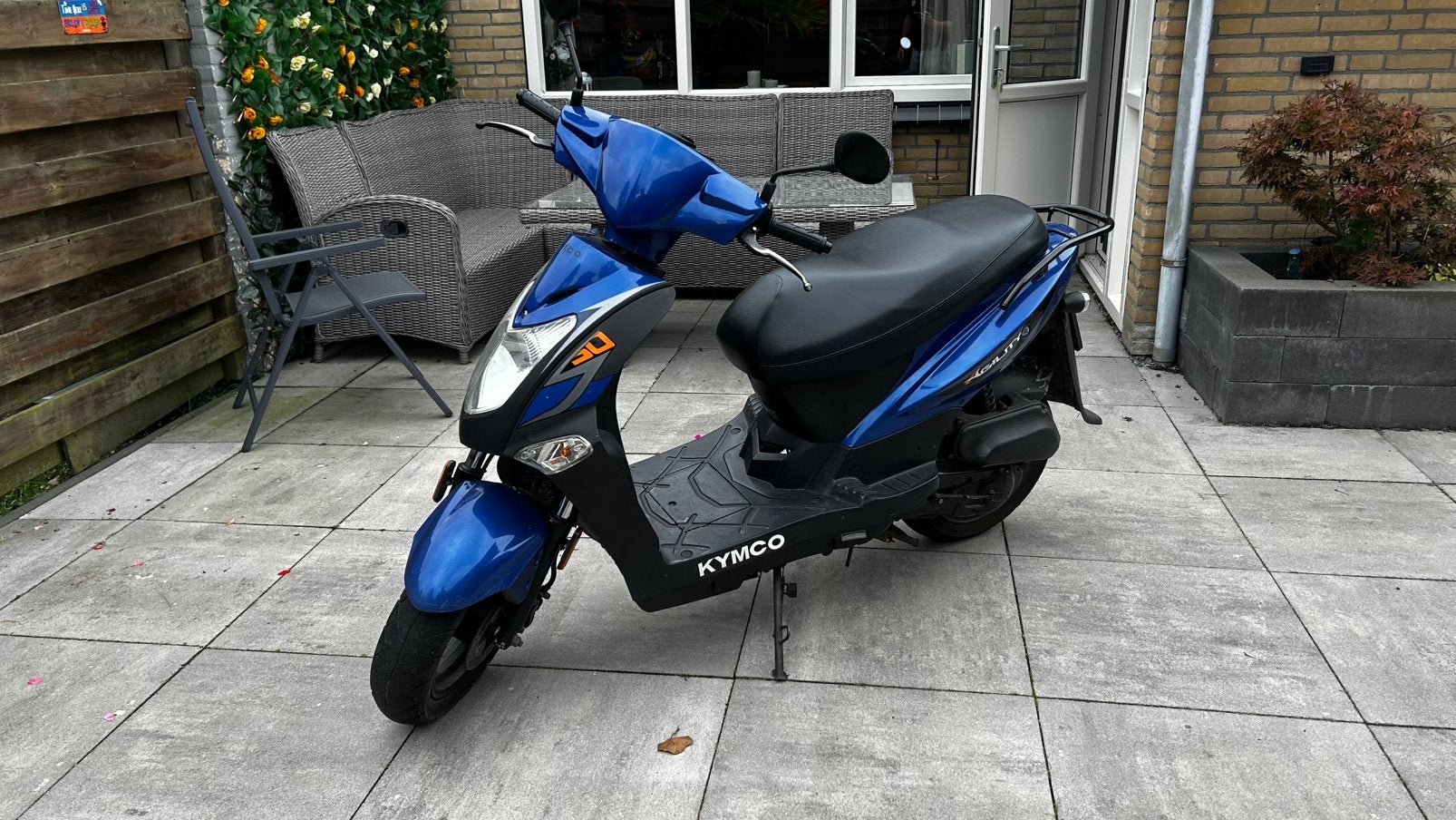 Foto 3 van Kymco Agility geel kenteken – rijdt goed – €450