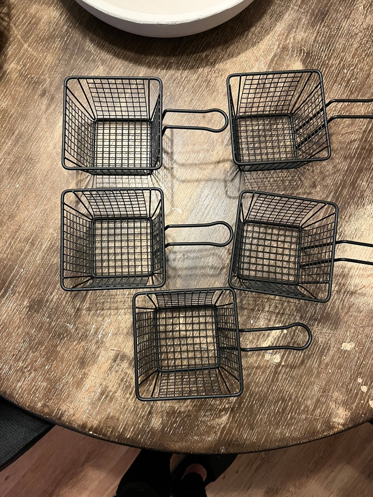 5 zwarte mandjes, Ophalen of Verzenden, Zo goed als nieuw, Rond