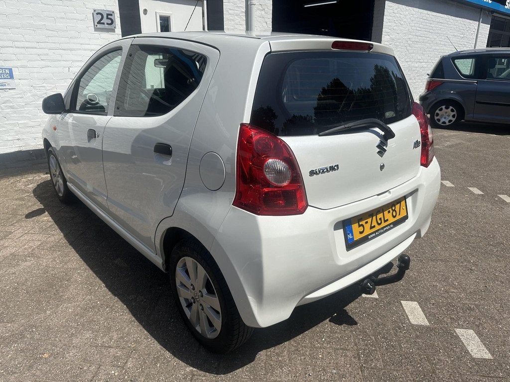 Suzuki Alto 1.0 Celebration EASSS /Nieuwe apk bij aflevering, Auto's, Voorwielaandrijving, Euro 5, Stof, Gebruikt