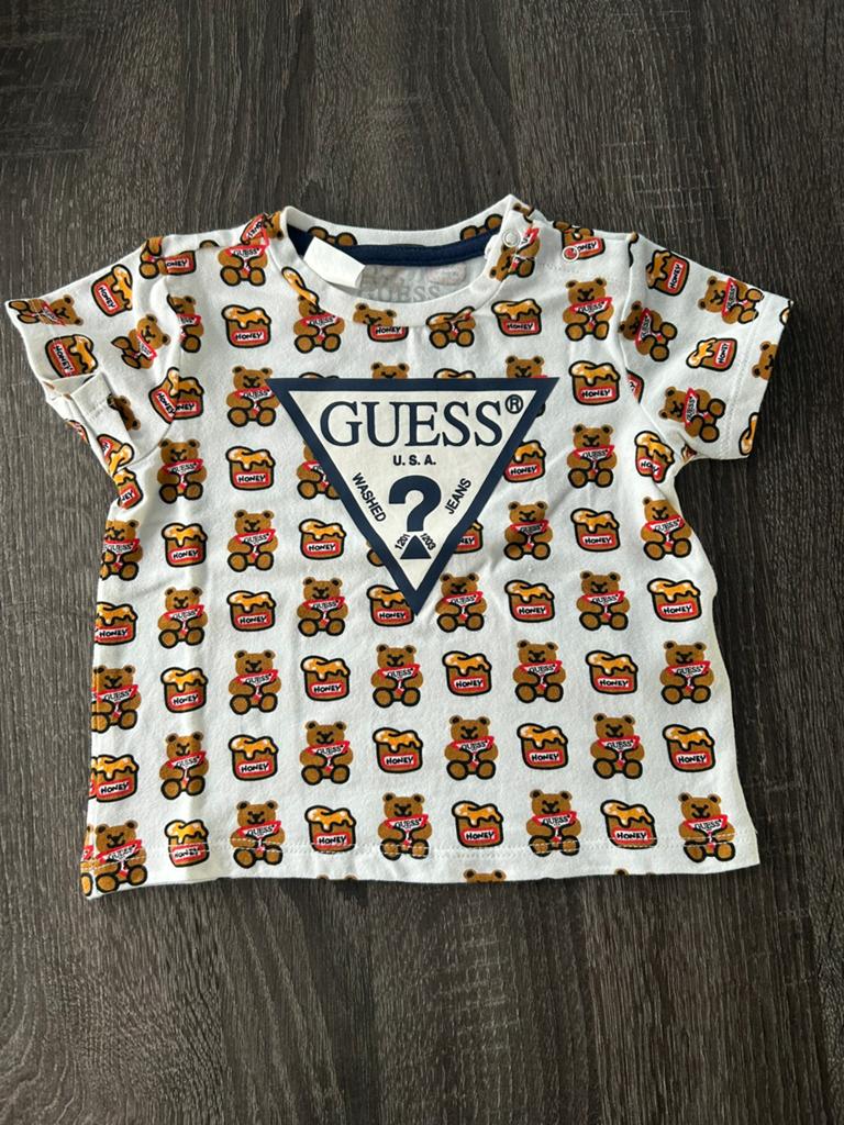 Guess t-shirt 6-9 maanden, Ophalen of Verzenden, Zo goed als nieuw, Jongetje of Meisje, Shirtje of Longsleeve