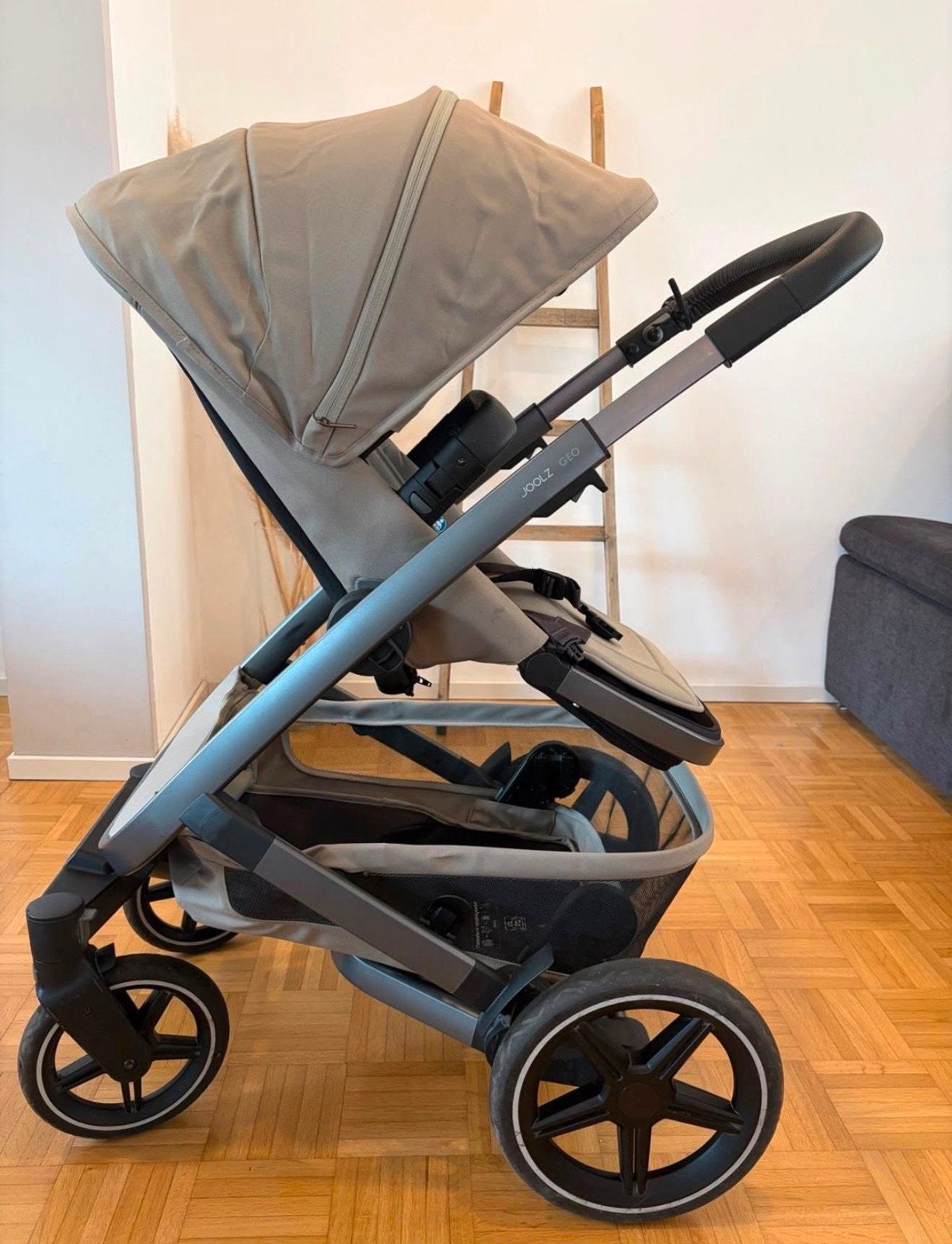 Joolz Geo 3 Combiwagen Sage Green met Autostoel en Adapters, Gebruikt, Combiwagen, Met autostoeltje, Ophalen