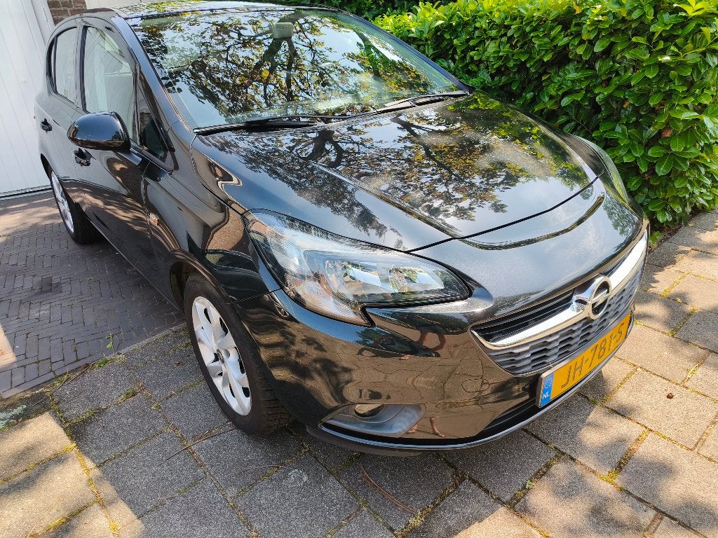 Opel Corsa 1.4 66KW/90PK 5D 2016 Zwart, Auto's, Voorwielaandrijving, 4 cilinders, Origineel Nederlands, Sportstoelen