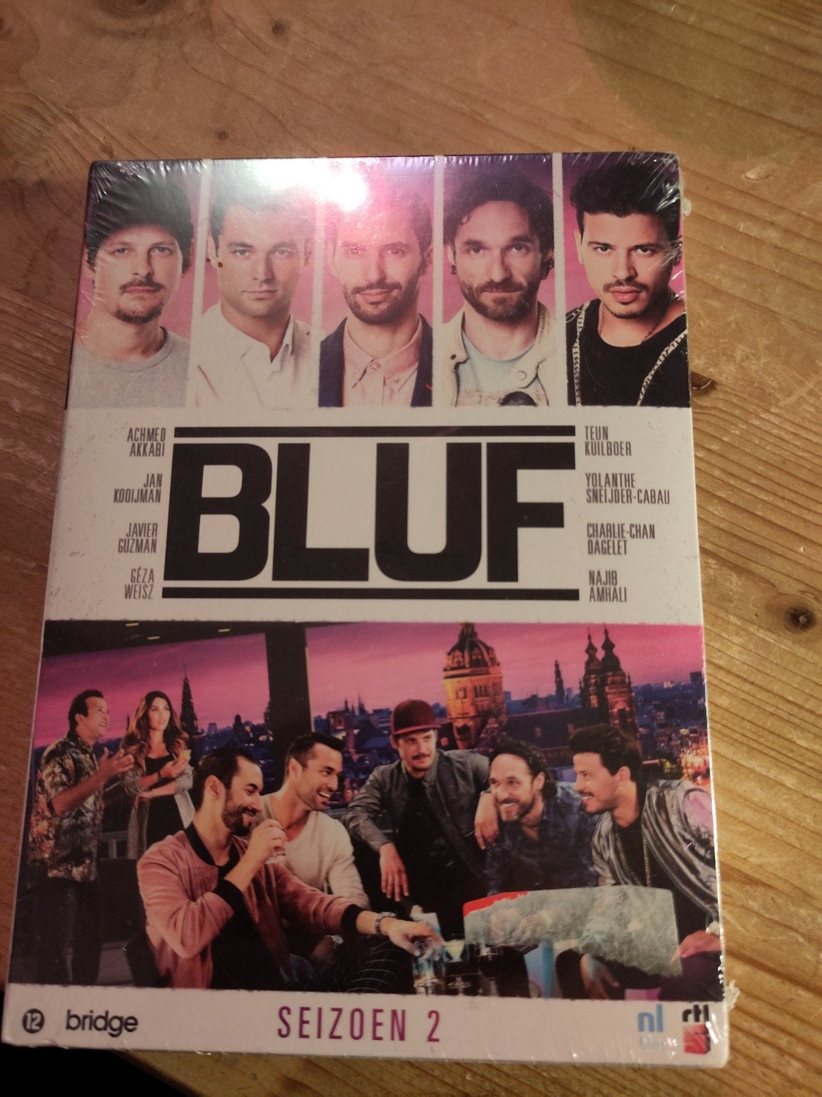 Bluf seizoen 2, Cd's en Dvd's, Alle leeftijden, Ophalen of Verzenden, Zo goed als nieuw, Komedie