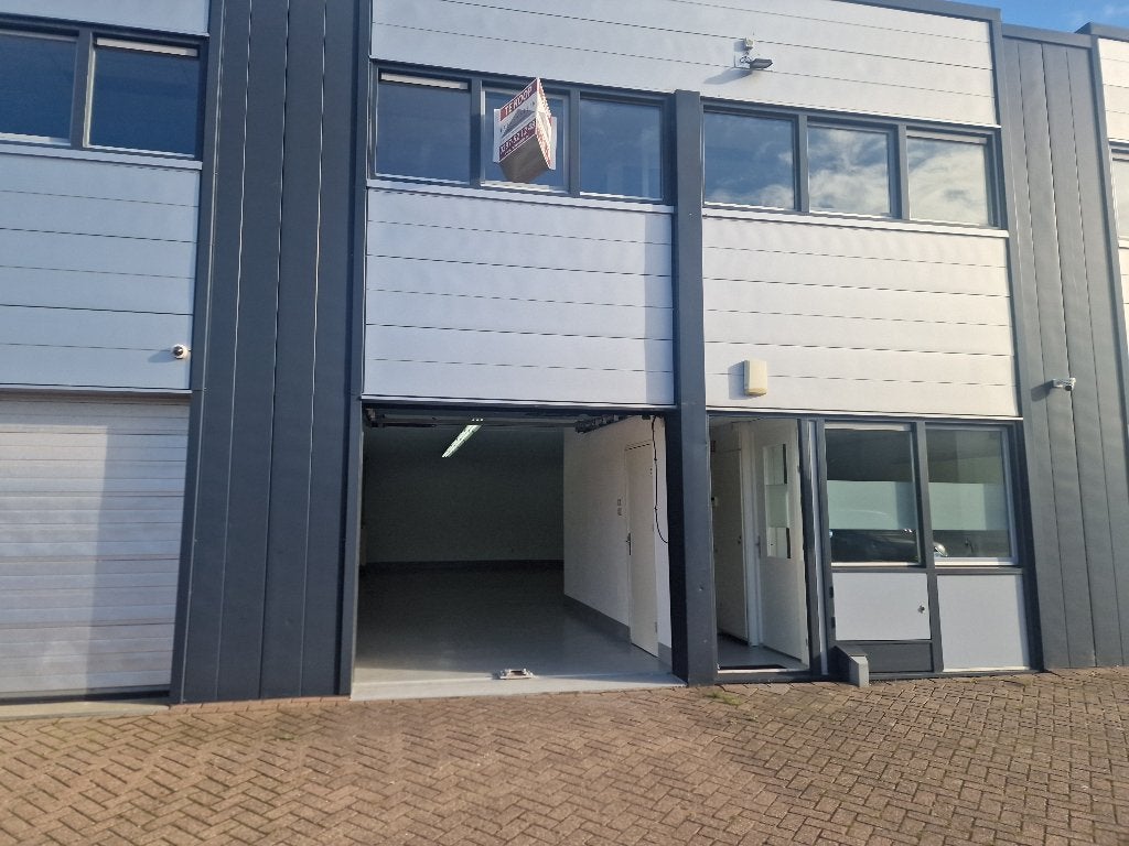 representatieve bedrijfsruimte magazijn kantoorruimte 180 m², Zakelijke goederen, Bedrijfs Onroerend goed, 180 m², Huur, Bedrijfsruimte