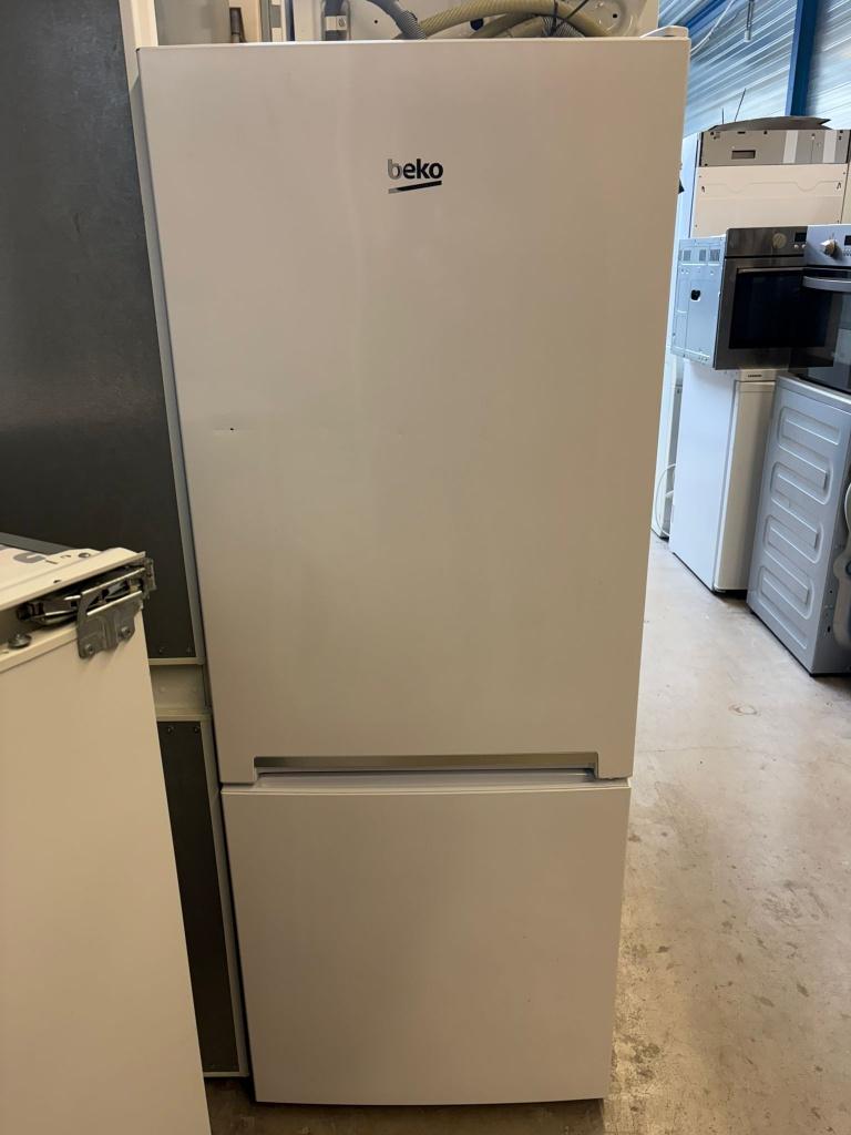 Beko koel vries combinatie schoon garantie bezorging, 150 tot 200 liter, 120 tot 140 cm, Met aparte vriezer, Refurbished