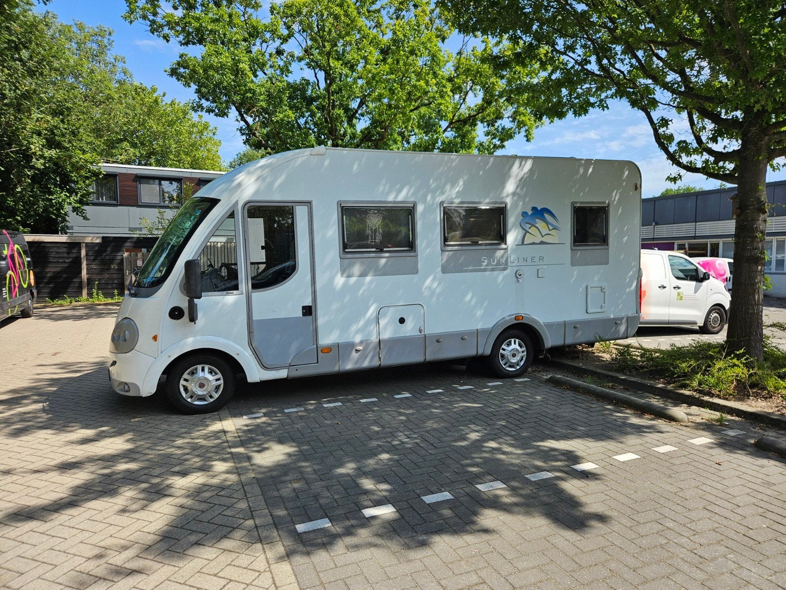 Knaus Sun Liner: Ruime en comfortabele integraal camper, Caravans en Kamperen, Campers, Standaard zit, Ringverwarming, Fiat, 6 tot 7 meter