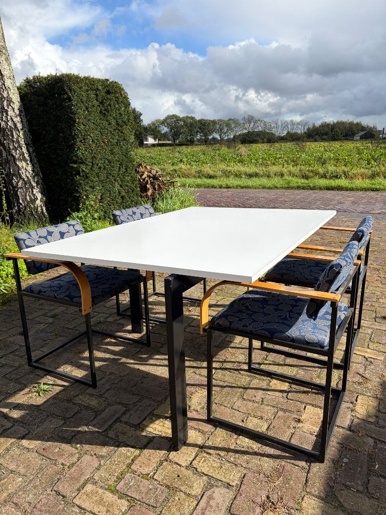 Eetkamertafel met 4 stoelen, Huis en Inrichting, Ophalen, Gebruikt, Modern, 4 tot 6 stoelen