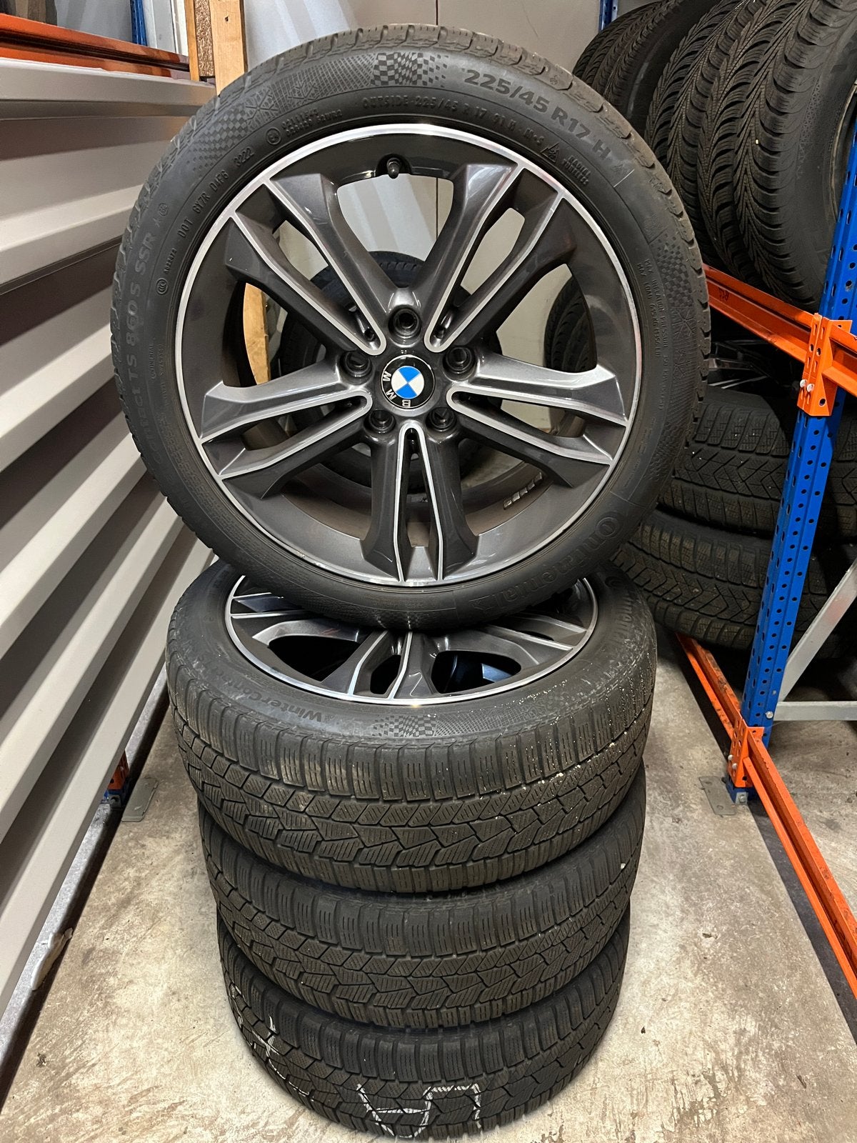 Winterset BMW 1serie (2019-heden) Continental - 225/45 R17, Auto-onderdelen, Ophalen, Gebruikt, Banden en Velgen, 17 inch