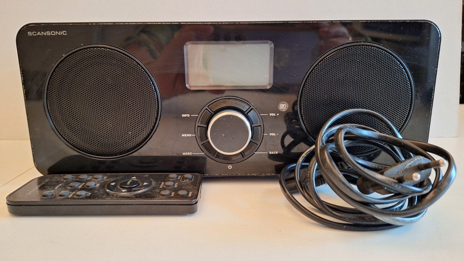 Scansonic IN300 FM/Internet Radio met afstandsbediening, Ophalen of Verzenden, Nieuw, Radio