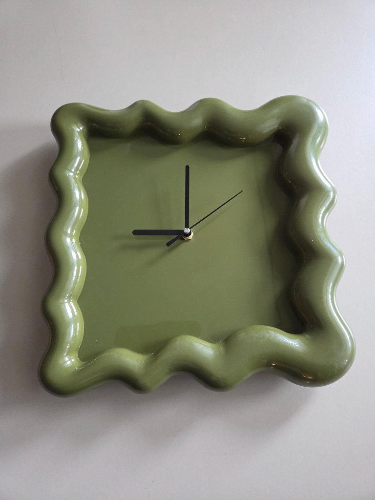 Design Klok (30cm), Ophalen of Verzenden, Zo goed als nieuw, Wandklok