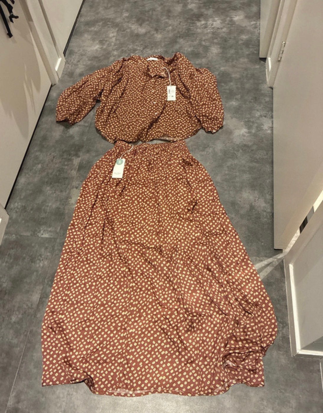 By-bar rok met blouse maat S, Ophalen of Verzenden, Nieuw, Maat 36 (S), Onder de knie