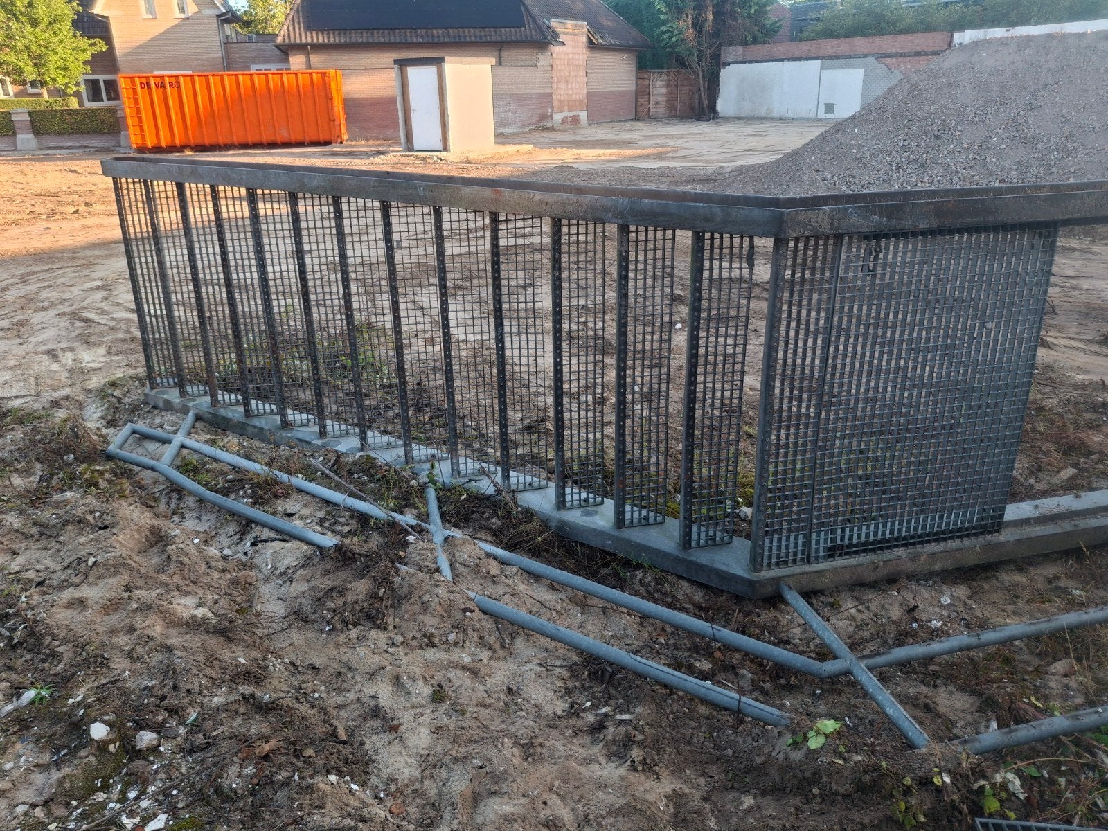 Stalen buitentrap met leuning 282 hoog en 138 breed, Ophalen, Gebruikt, Trap, Minder dan 2 meter