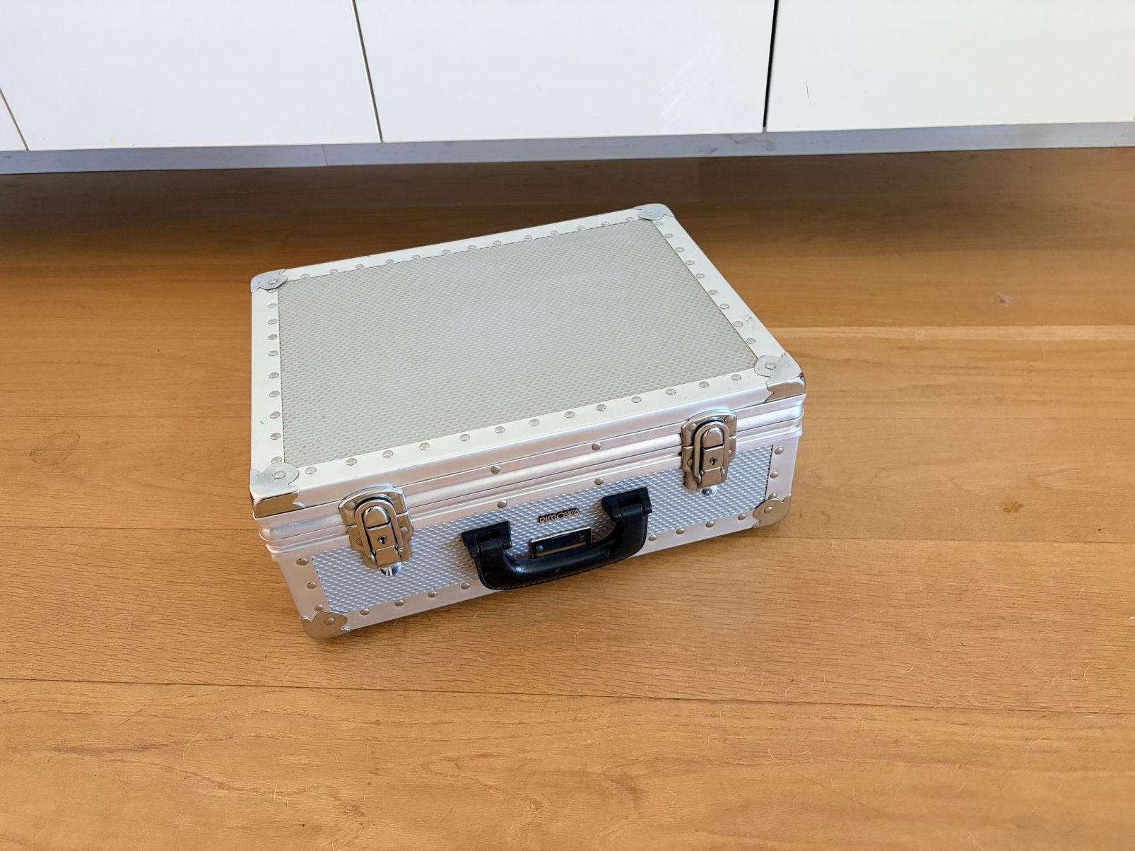 Rimowa fotokoffer Tropicana izgs, Ophalen of Verzenden, Gebruikt, Metaal, Minder dan 50 cm