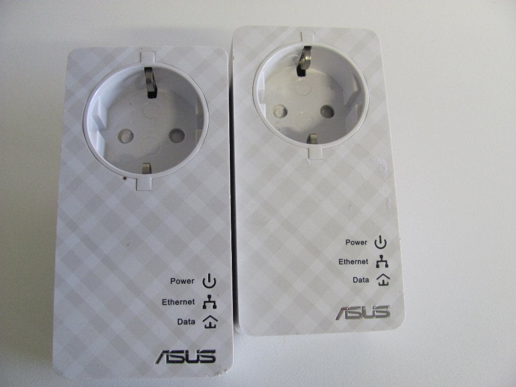 ASUS model name:PL-E52P DUO 600mbps powerlines, Computers en Software, Ophalen of Verzenden, Zo goed als nieuw, Asus