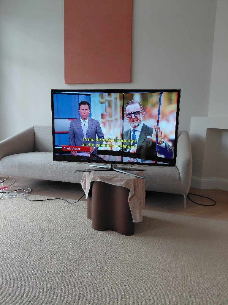 46 inch flatscreen tv, Ophalen, LED, 50 Hz, Zo goed als nieuw