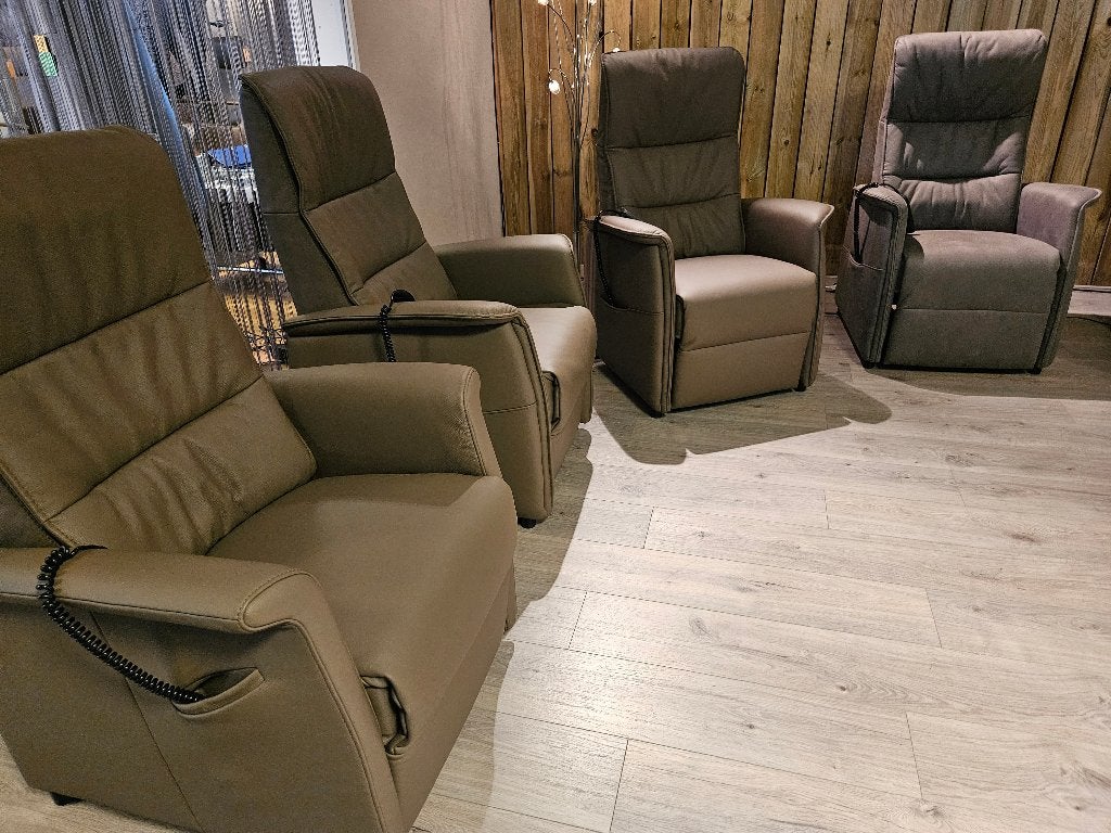 relax fauteuils en sta op fauteuils bij zitgemak joure, Nieuw, 75 tot 100 cm, Ophalen of Verzenden, 50 tot 75 cm