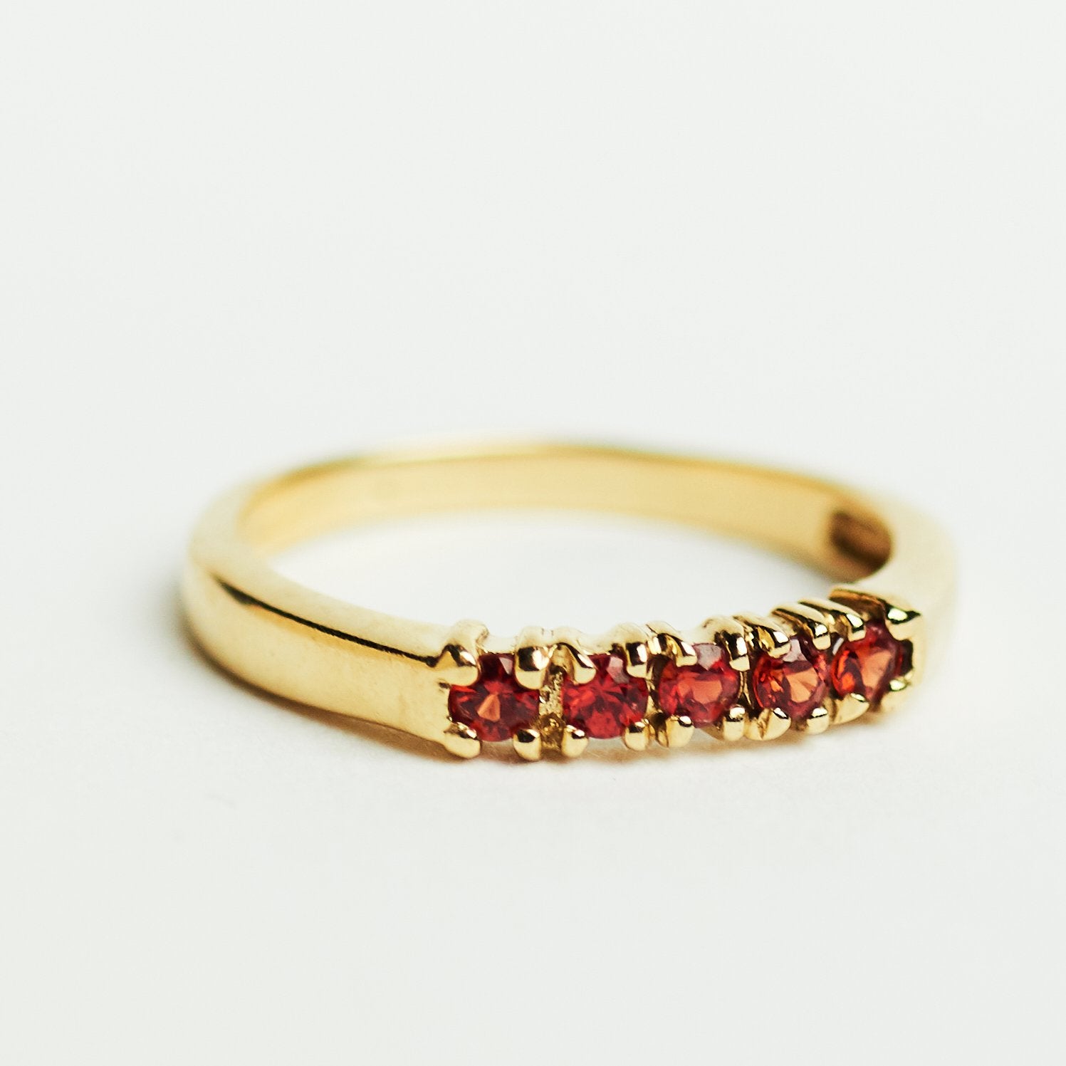 Vintage ring, Ophalen of Verzenden, Zo goed als nieuw, 17 tot 18, Met edelsteen