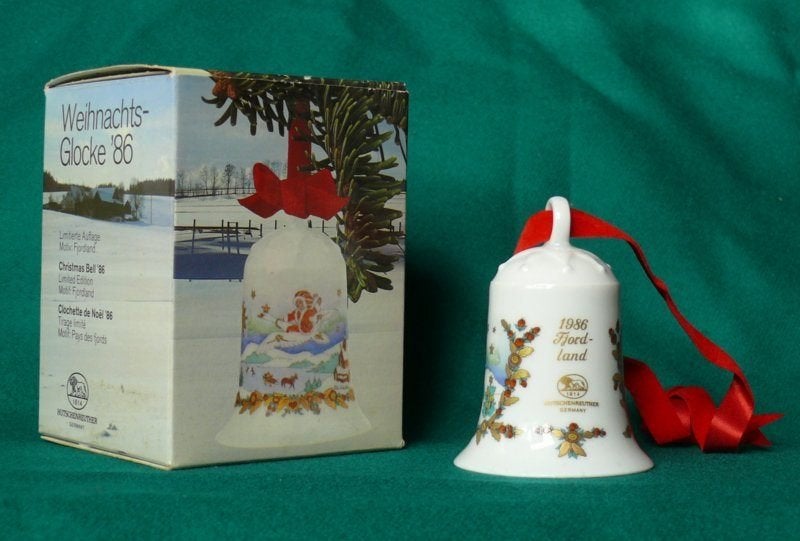 Hutschenreuther Kerstklokjes porselein 1986 t/m 1997, Ophalen of Verzenden, Zo goed als nieuw