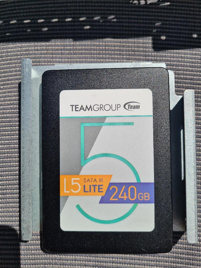 SSD schijf 240 GB  (windows10), Computers en Software, Harde schijven, Intern, SSD, Ophalen of Verzenden, Zo goed als nieuw