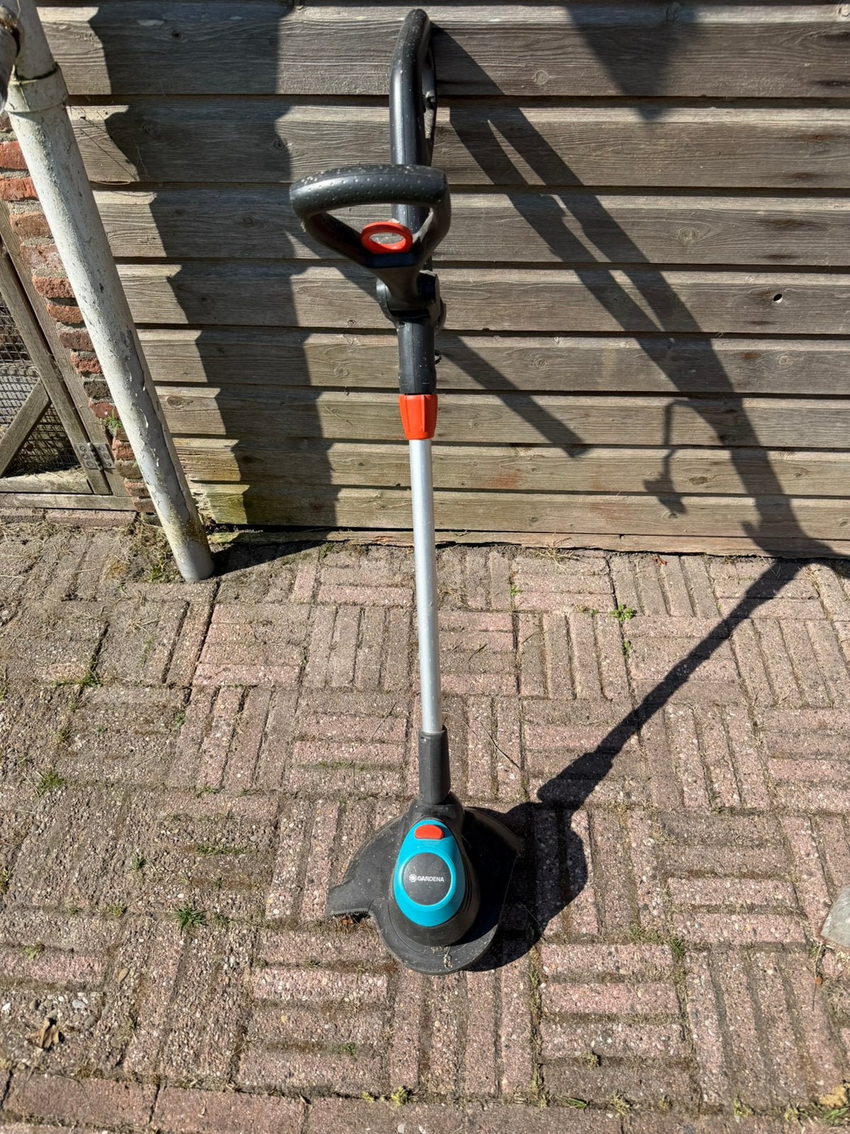Gardena Trimmer EasyCut 450/25, Ophalen of Verzenden, Zo goed als nieuw, Elektrisch