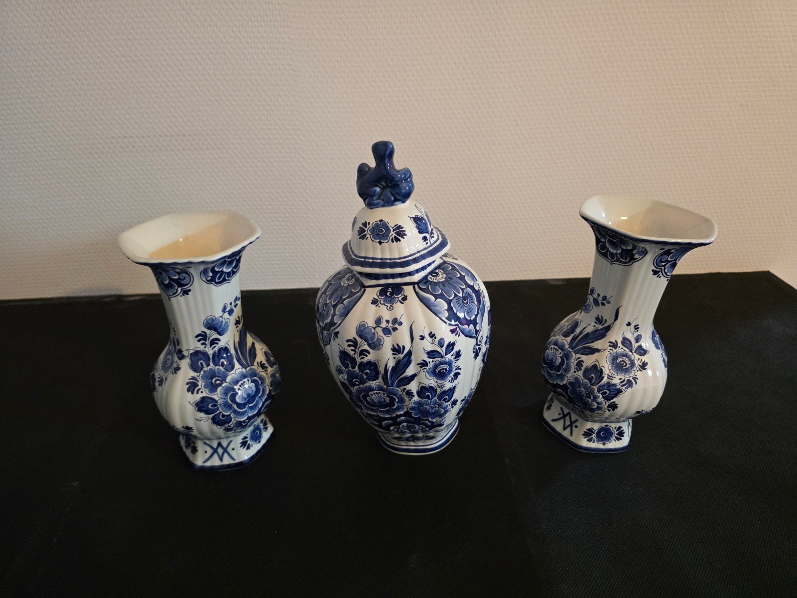 Delfts Blauw Vazen en Potje - Handgeschilderd, Antiek en Kunst, Ophalen